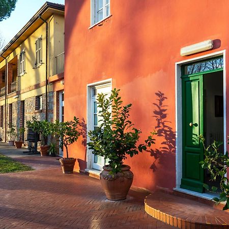 Gasthaus Fattoria Battilana Marina Di Carrara Exterior foto